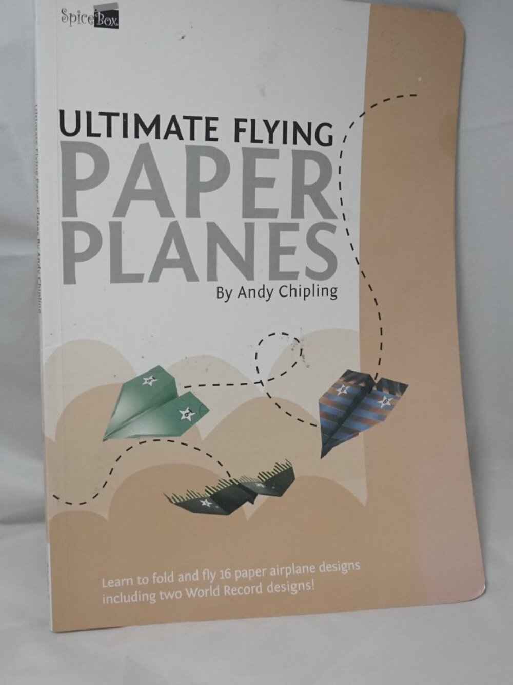 Ultimate Flying Paper Planes Andy Chipling SpiceBox 2009 Book Only